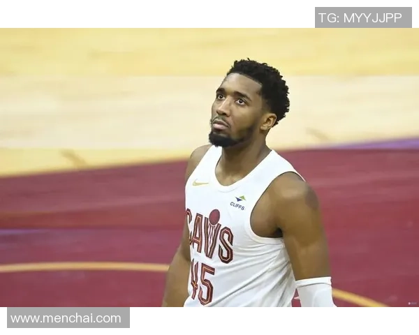 多诺万米切尔引领球队崛起成NBA新星的奋斗历程与精彩瞬间